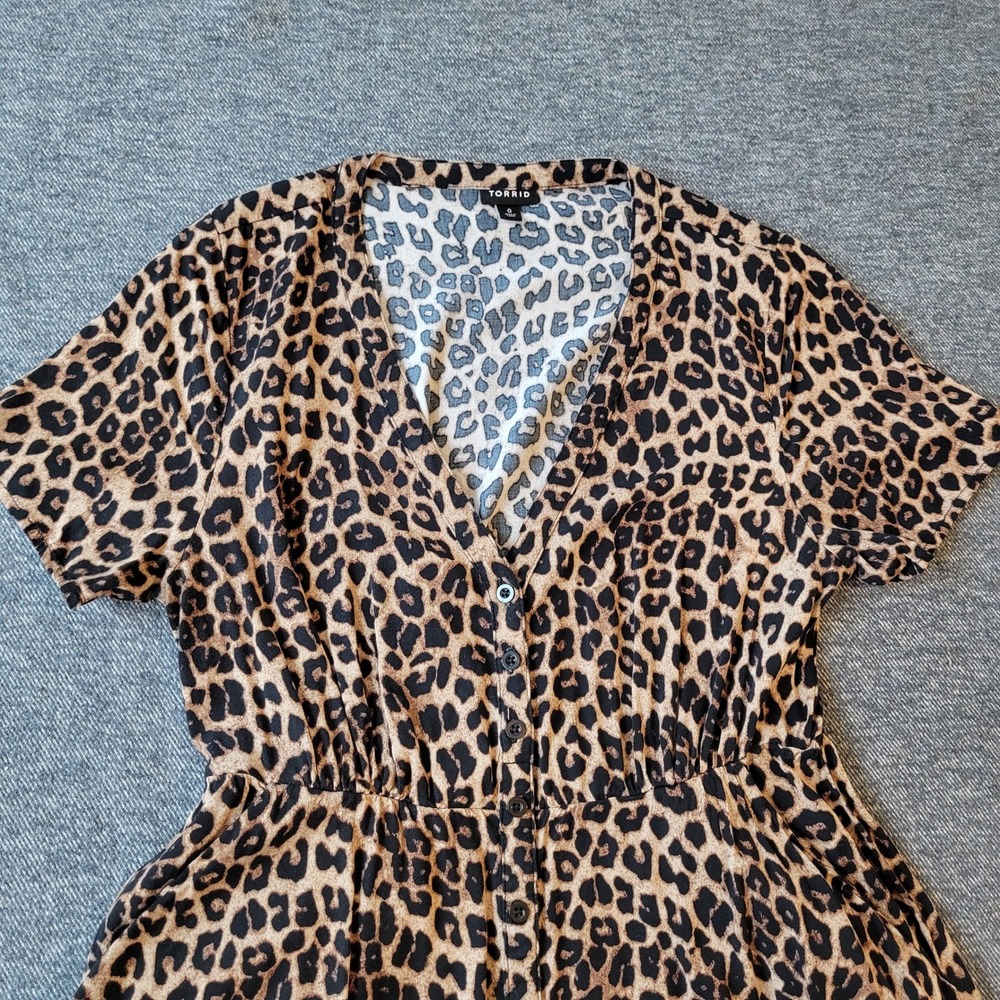 Torrid Leopard Print Button Front Midi Dress Brown Black Animal Size 0 L/XL - Picture 2 of 6